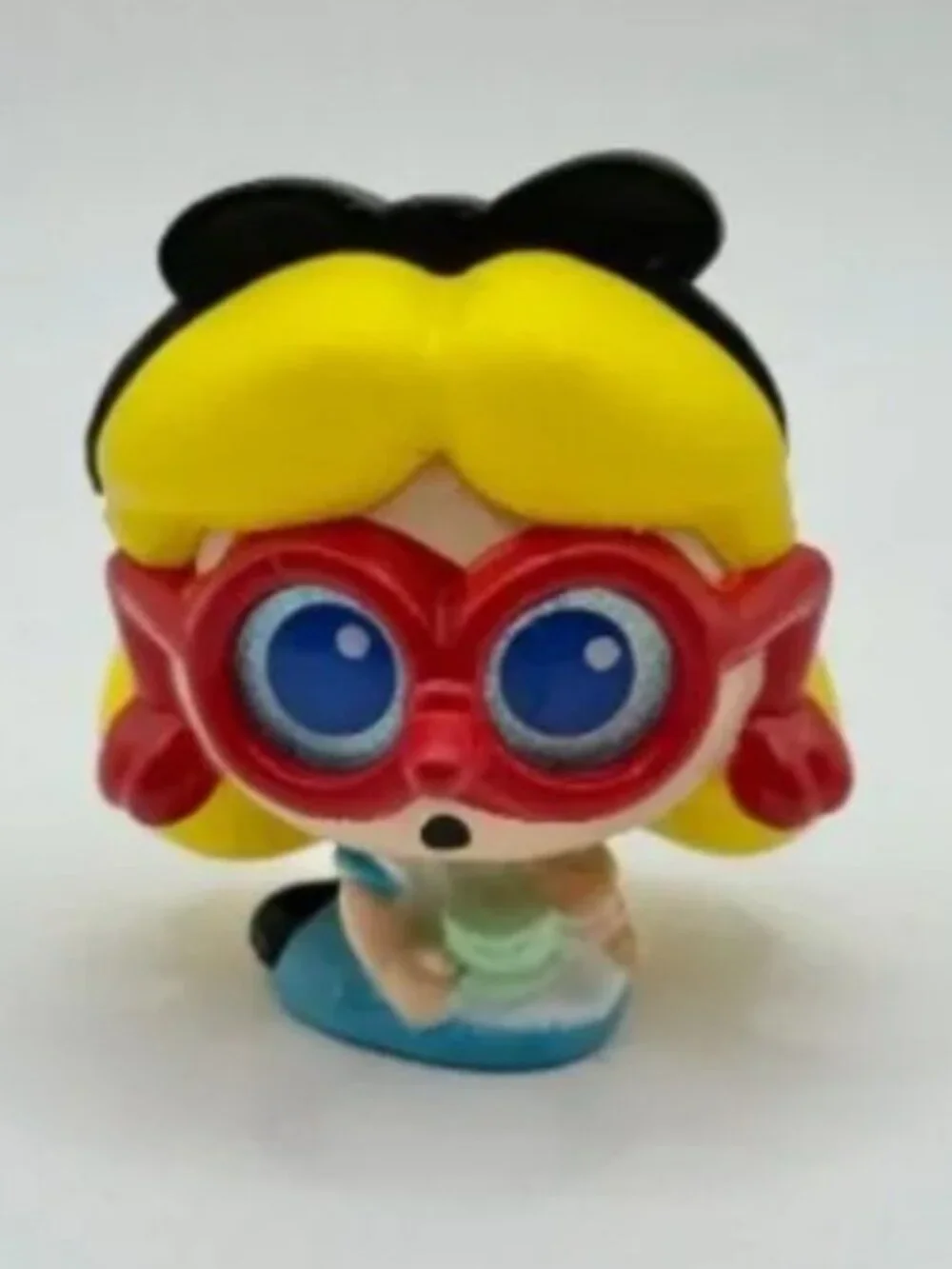 ULTRA RARE Let's Party Series Alice Tea Party Disney Doorables